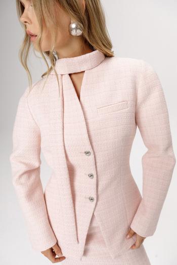 Женские жакеты  6604.01