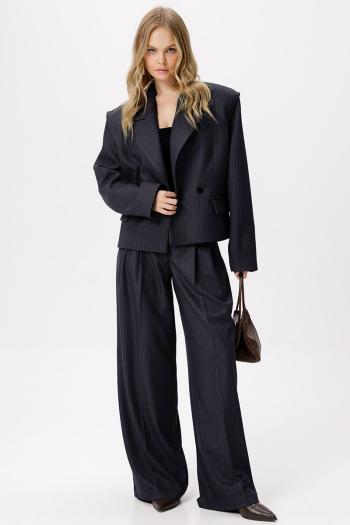 Женские брючные костюмы  6376.01