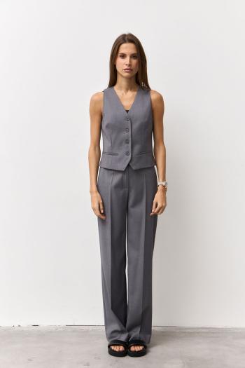 Женские брючные костюмы  4068