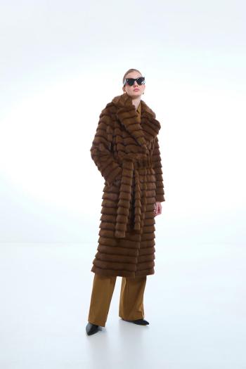 Женские шубы и дубленки  9-1604