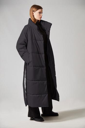 Женские пальто  1049