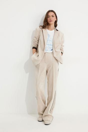 Женские брючные костюмы  4306