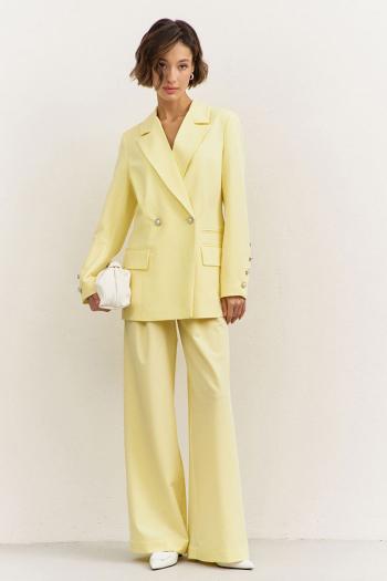 Женские брючные костюмы  1492