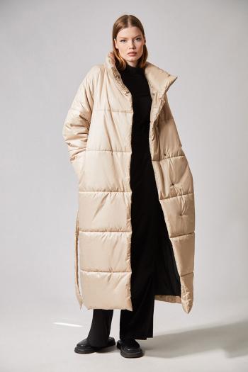 Женские пальто  1049.1