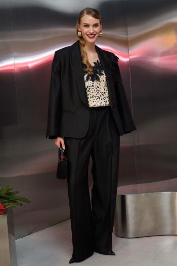 Женские брючные костюмы  1744В