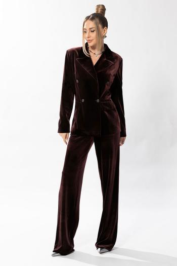 Женские брючные костюмы  6625.05