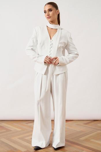 Женские брючные костюмы  A3501