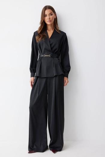 Женские брючные костюмы  4227