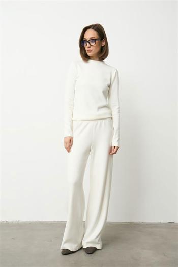 Женские брючные костюмы  4062