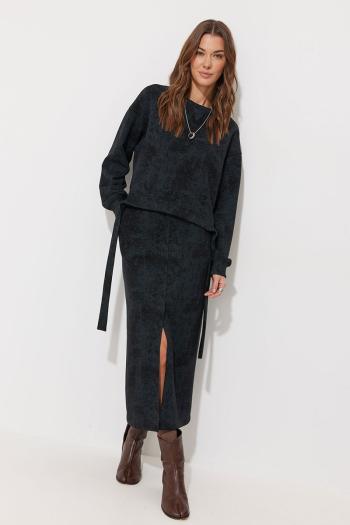 Женские костюмы с юбкой  4273