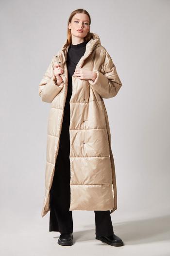 Женские пальто  1048.1
