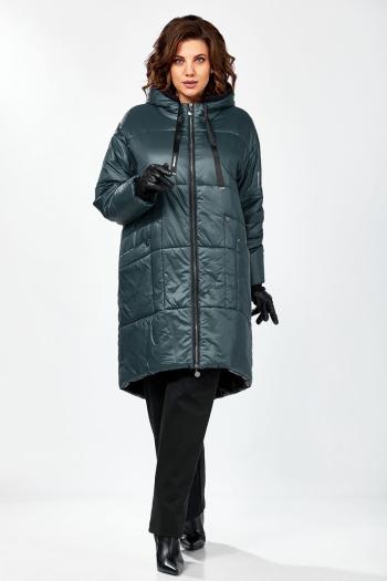 Женские пальто  8302.02