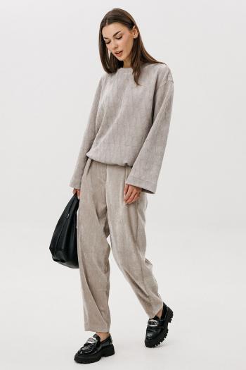 Женские брючные костюмы  5356.01