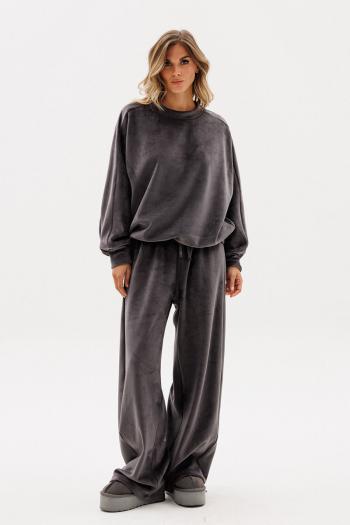 Спортивные костюмы  2950.01